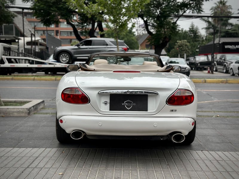 Jaguar XK 8 2002 - Imagen 5 de 10