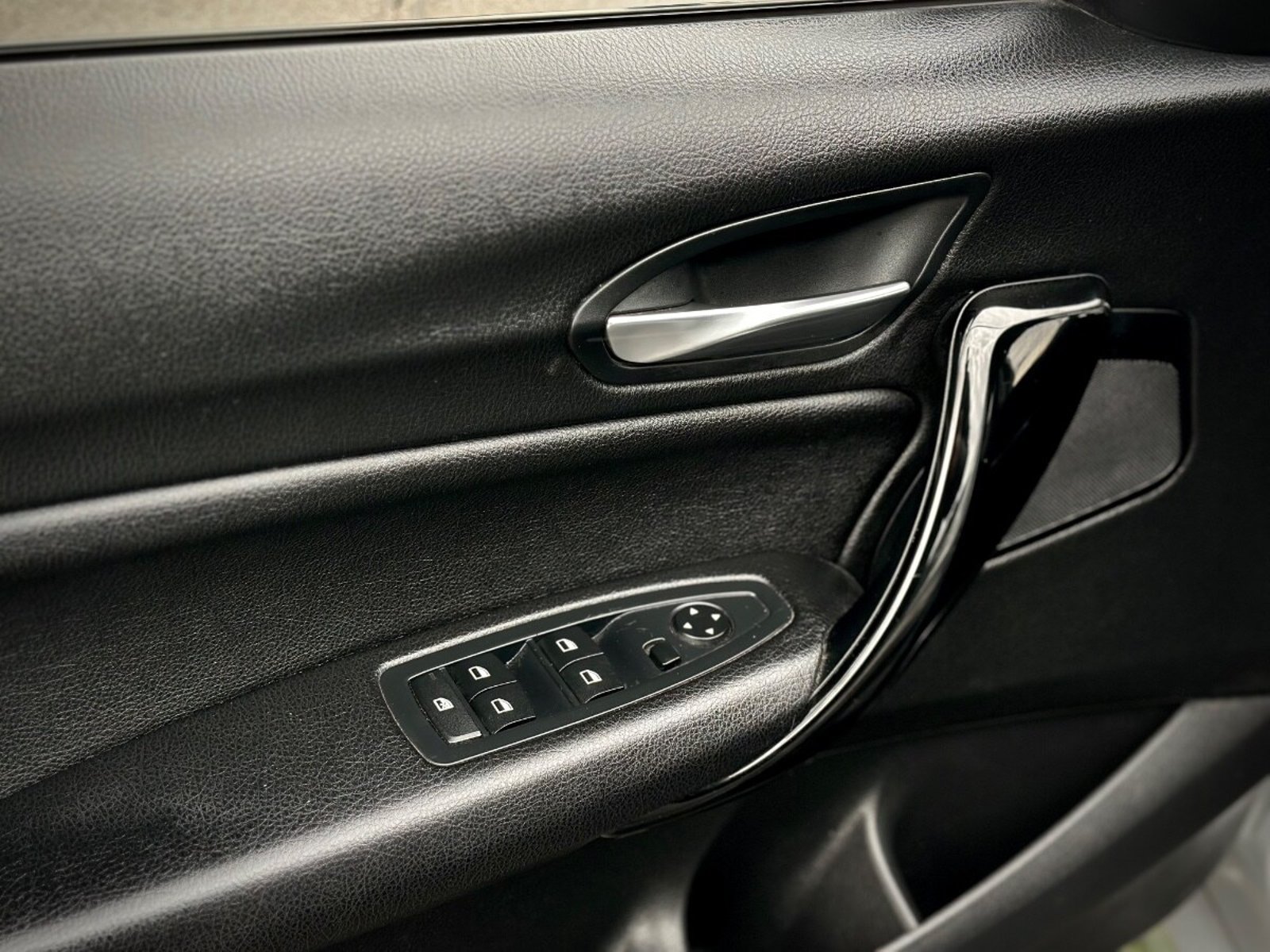 BMW 120 i 2017 - Imagen 8 de 10
