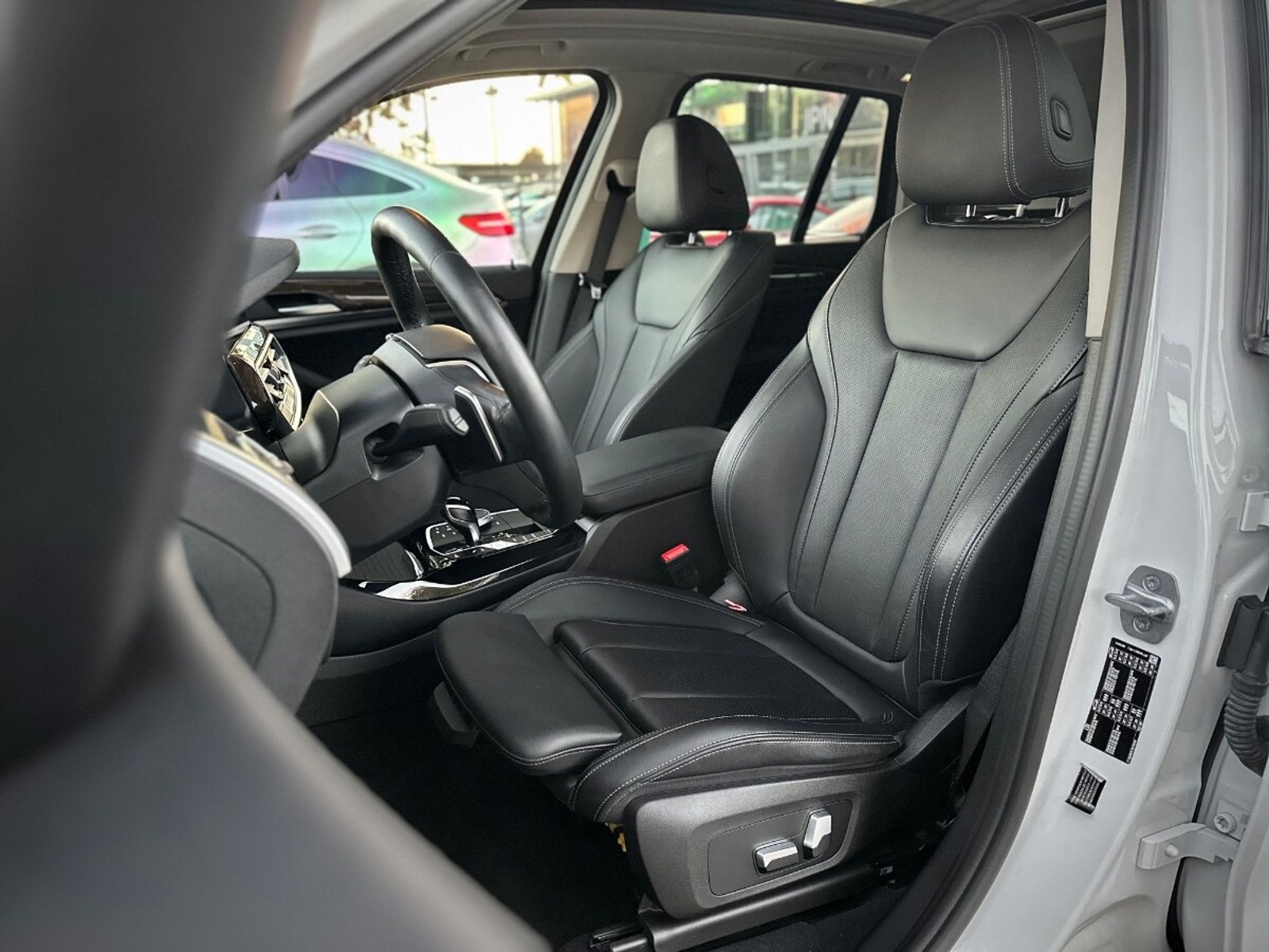 BMW X3 sDRIVE 20i 2023 - Imagen 9 de 10