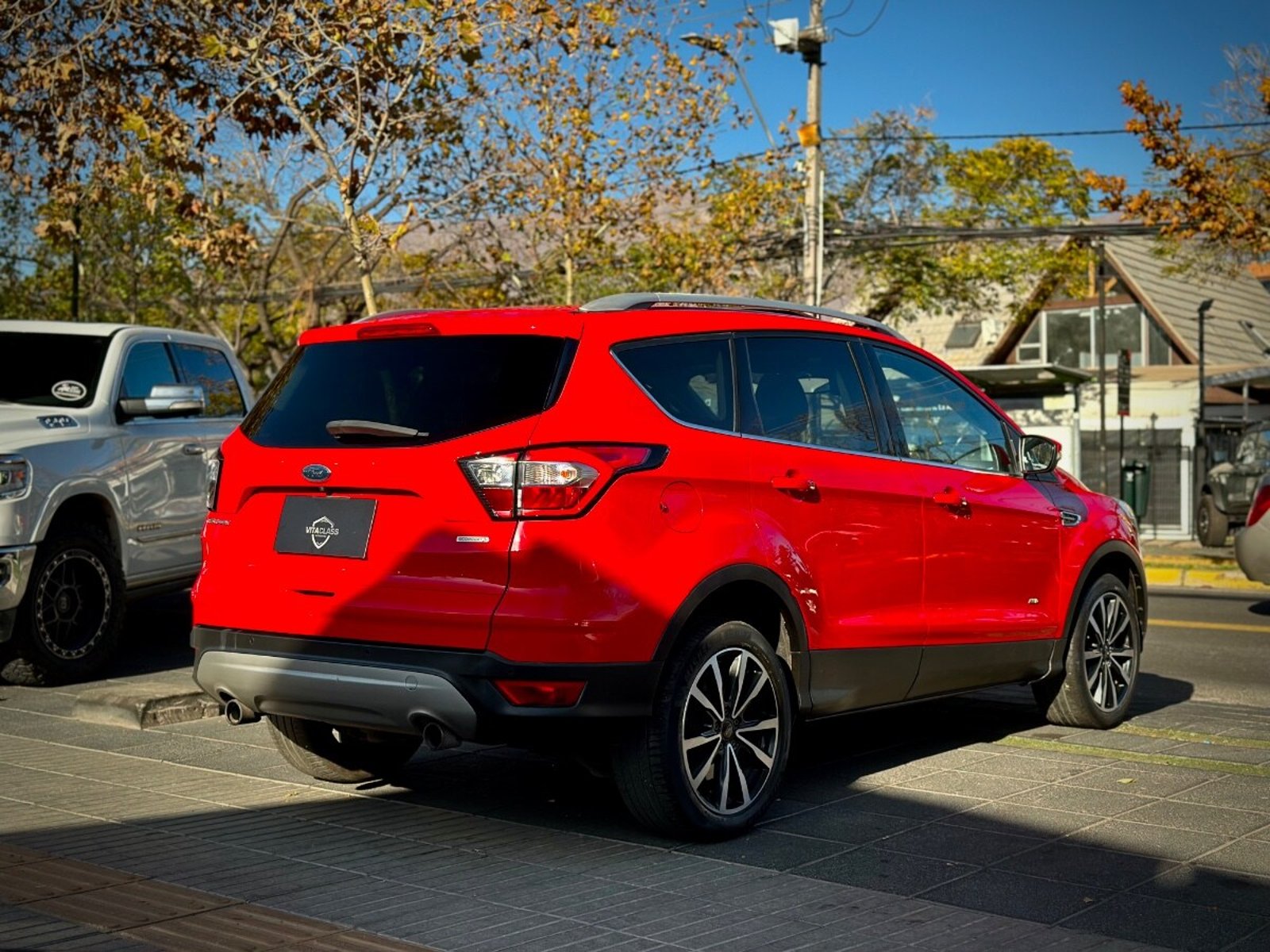 Ford ESCAPE SE ECOBOOST 2018 - Imagen 6 de 10