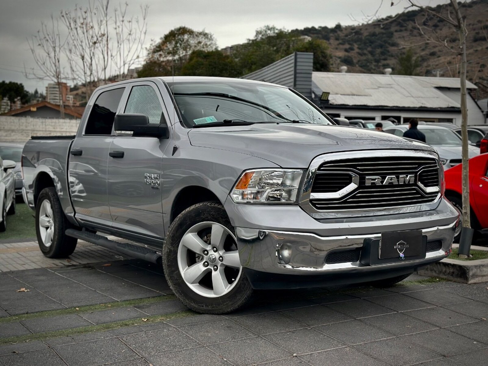 RAM 1500 CLASSIC 2023 - Foto 3 de 10