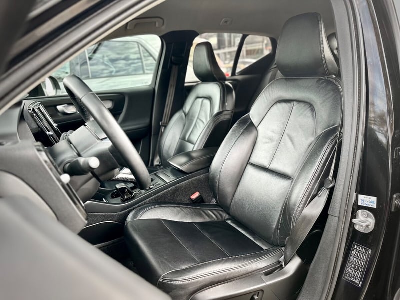 Volvo XC40 T4 PLUS 2022 - Imagen 9 de 10
