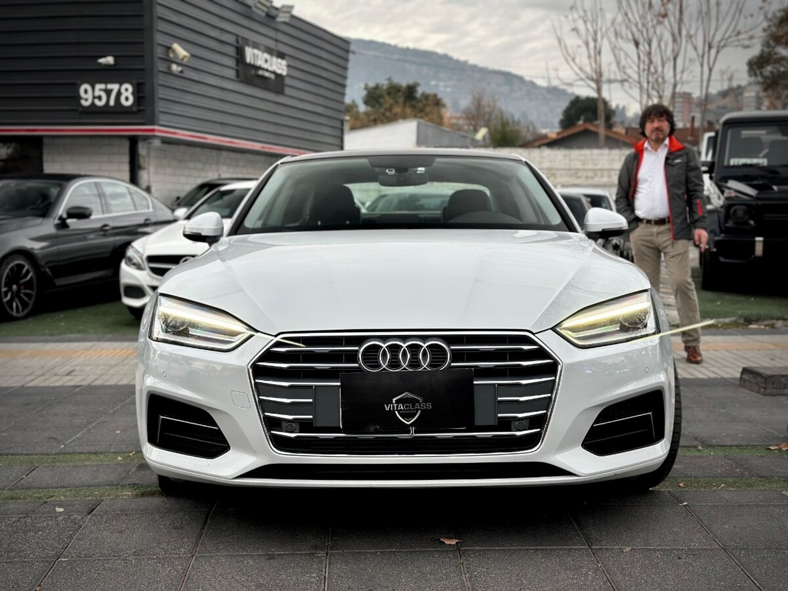 Audi A5 COUPE 2019 - Foto 2 de 10