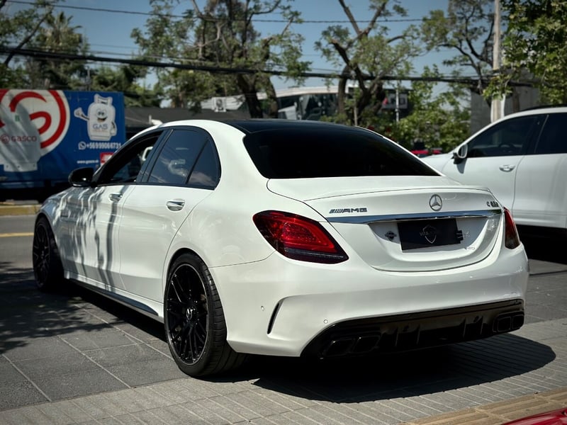 Mercedes-Benz C63 S 2020 - Imagen 4 de 10