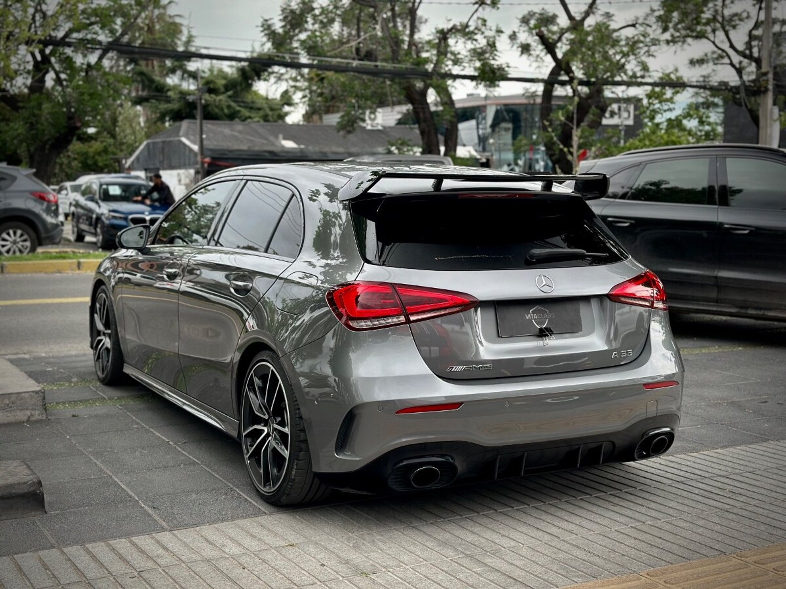 Mercedes-Benz A35 AMG 4MATIC 2023 - Foto 4 de 10