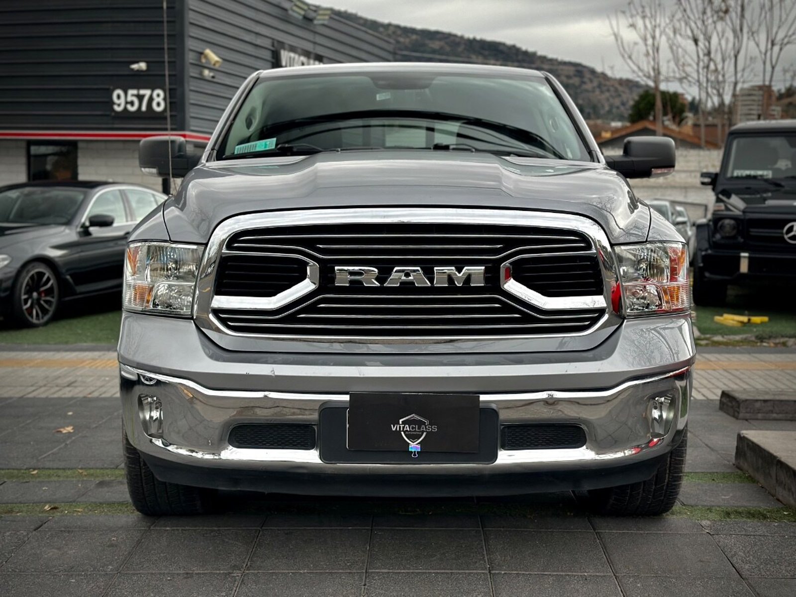 RAM 1500 CLASSIC 2023 - Foto 2 de 10