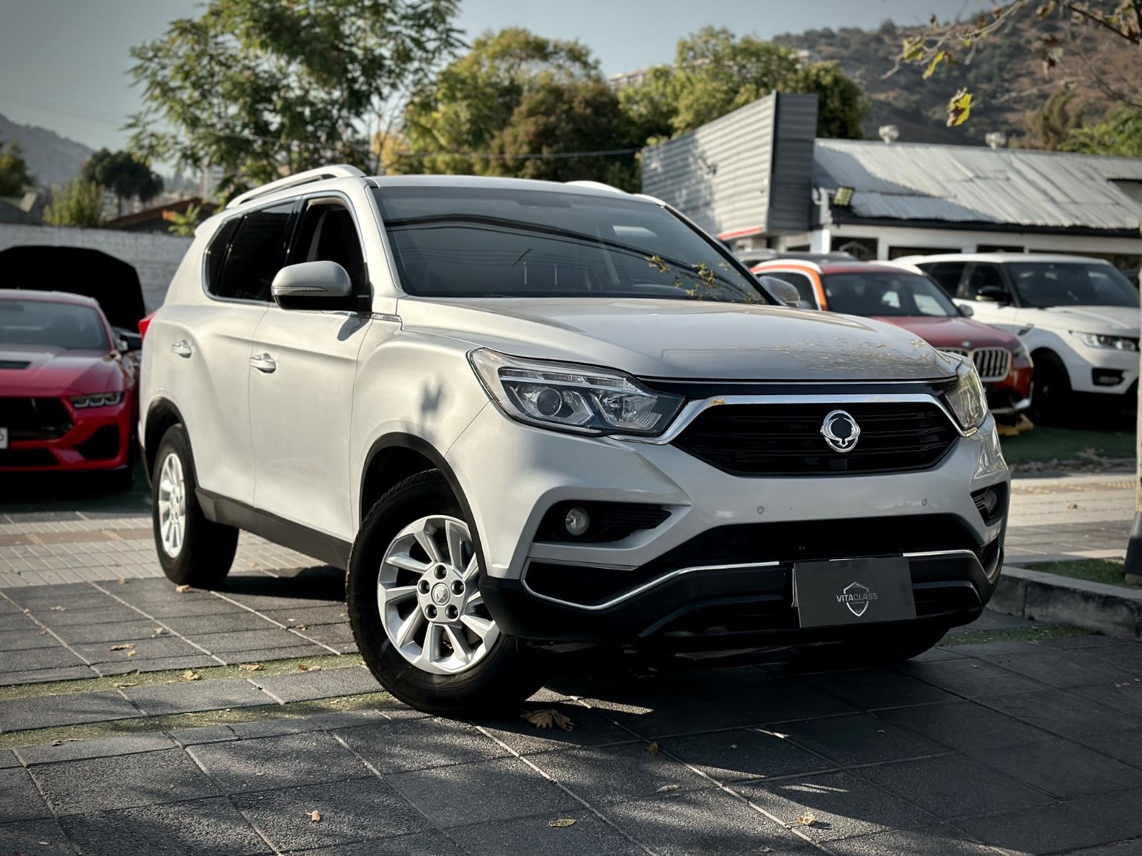 SsangYong REXTON STD 2020 - Foto 2 de 10