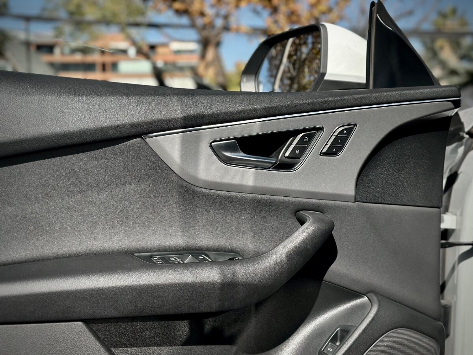 AUDI Q8 55 TFSI 2021 - Imagen 7 de 9
