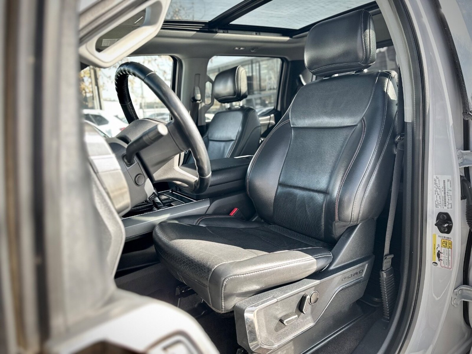 FORD F-150 LARIAT LUXURY 2022 - Imagen 10 de 10