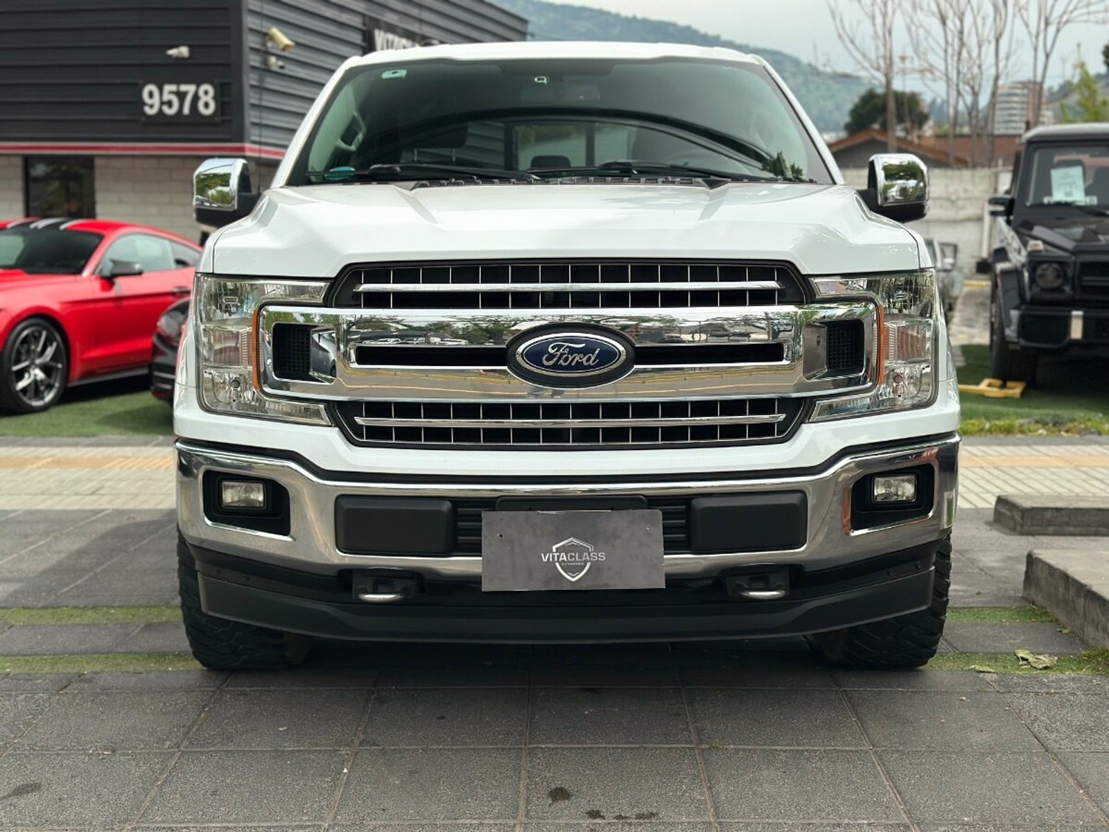 Ford F-150 XLT 2018 - Foto 2 de 10