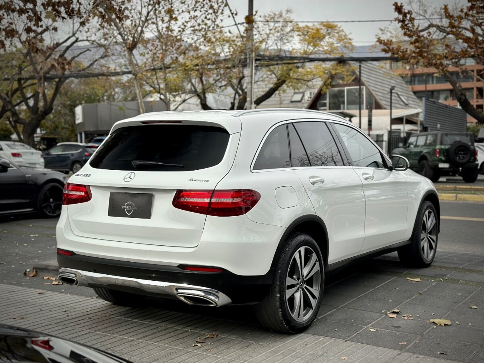 MERCEDES-BENZ GLC 250 4MATIC 2017 - Imagen 5 de 9