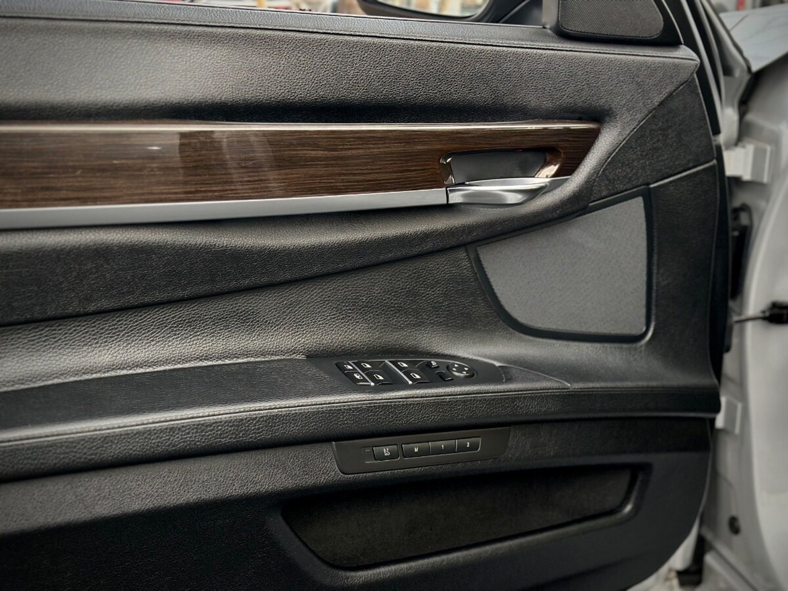 BMW 740 i 2012 - Imagen 9 de 10