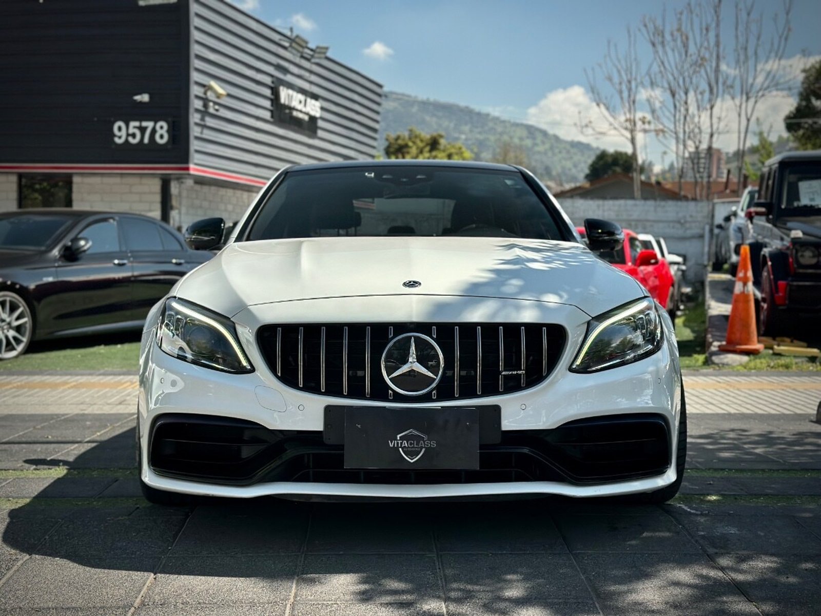 Mercedes-Benz C63 S 2020 - Foto 2 de 10