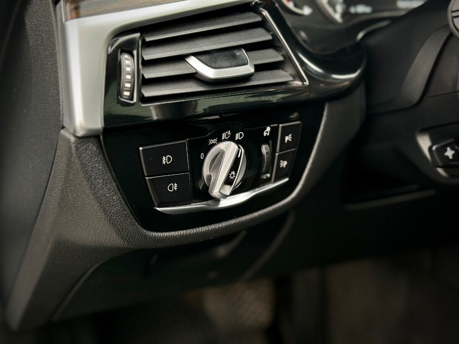 BMW 520I EXECUTIVE 2018 - Imagen 9 de 10