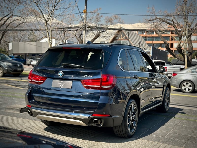 BMW X5 XDRIVE 30 D 2015 - Imagen 6 de 10