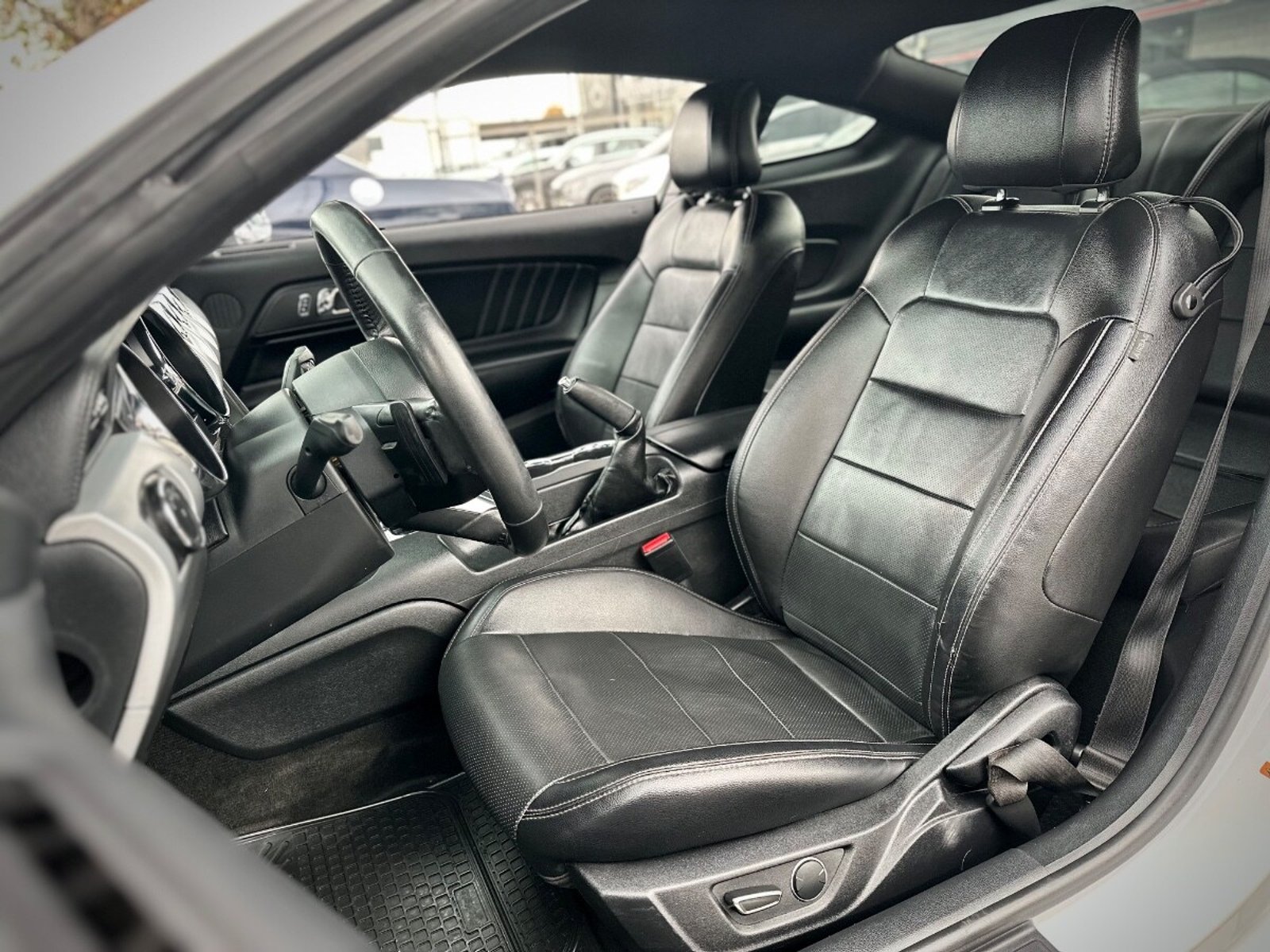 FORD MUSTANG GT 5.0 V8 2018 - Imagen 10 de 10