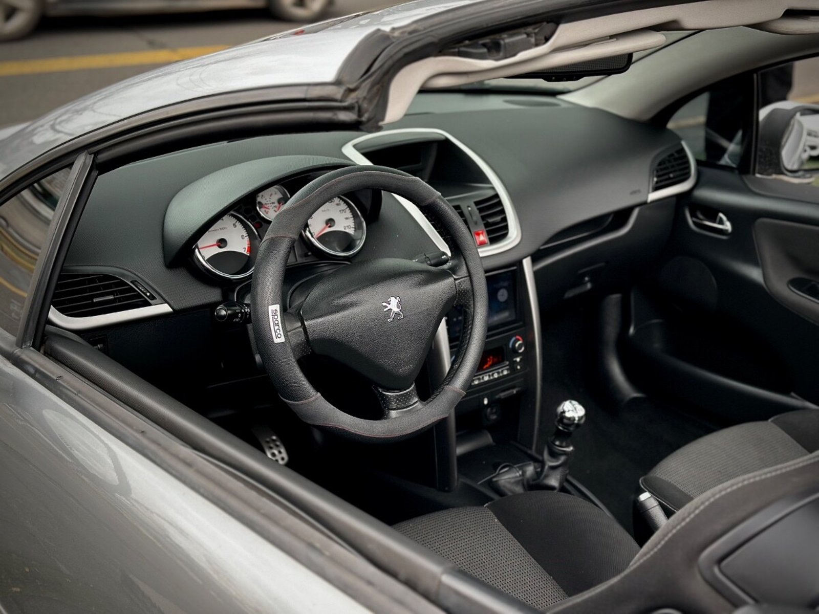 Peugeot 207 cc 2011 - Imagen 7 de 10