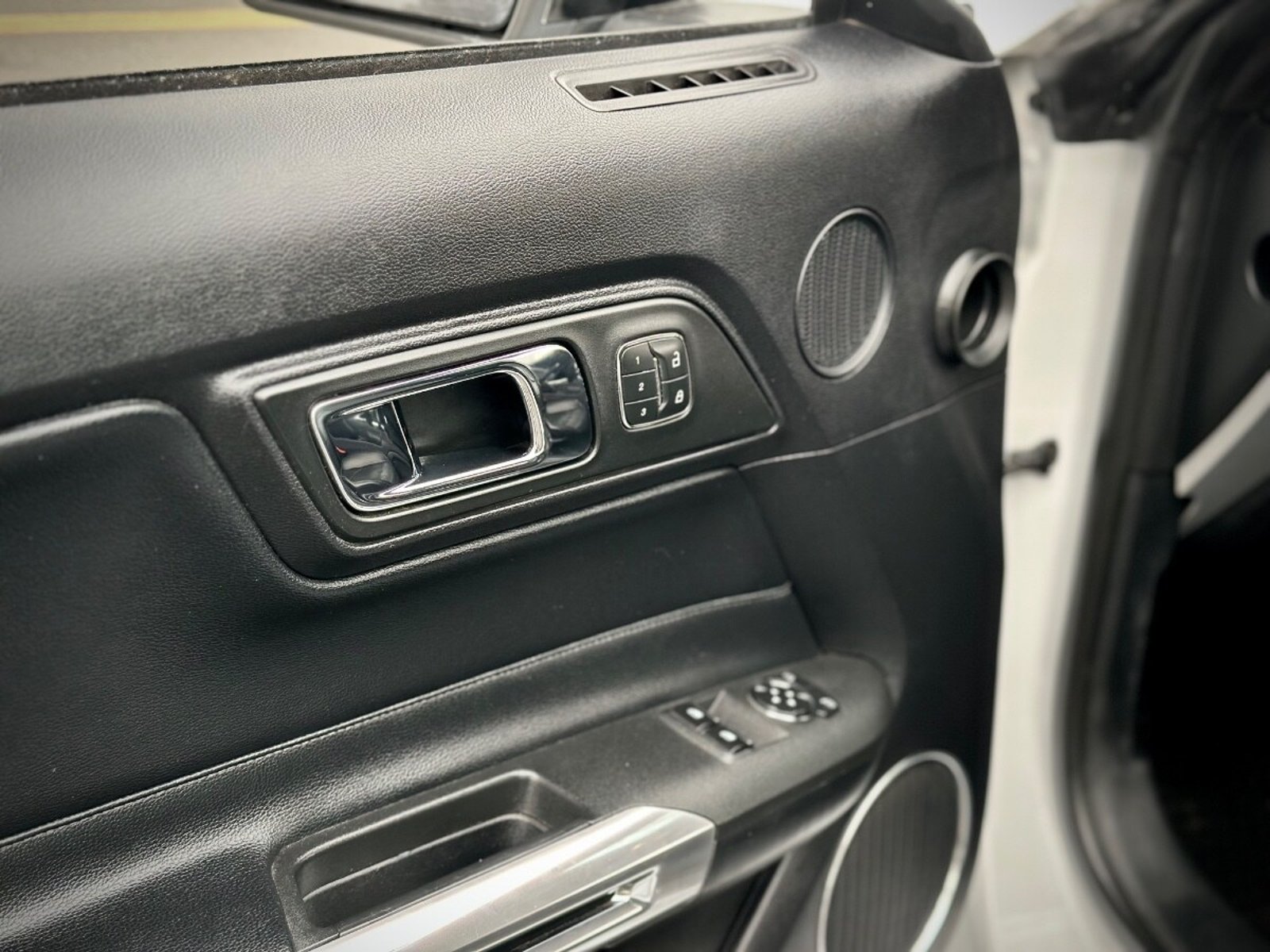 FORD MUSTANG GT 5.0 V8 2018 - Imagen 8 de 10