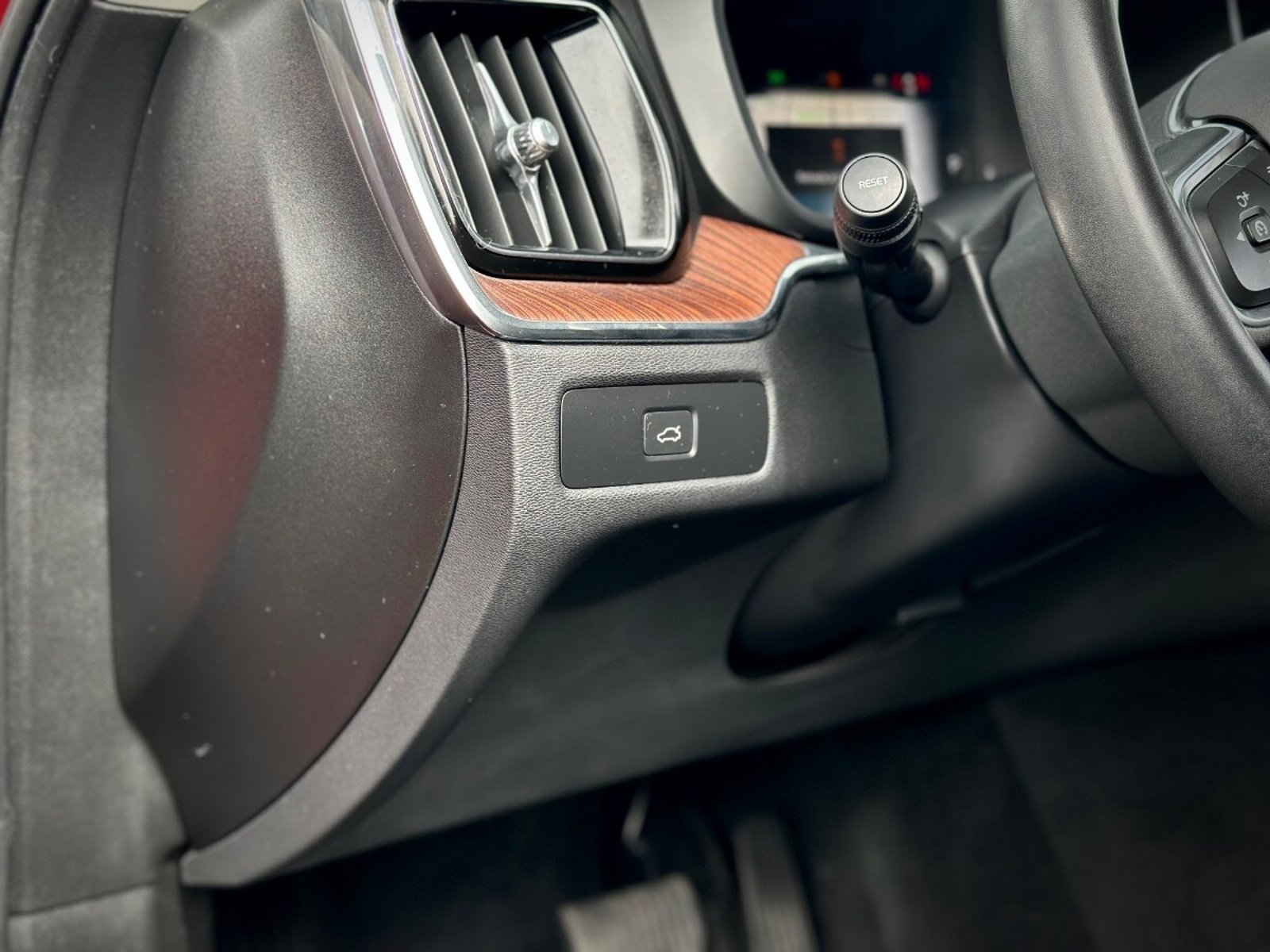 Volvo XC60 B5 PLUS HYBRID 2024 - Imagen 9 de 10