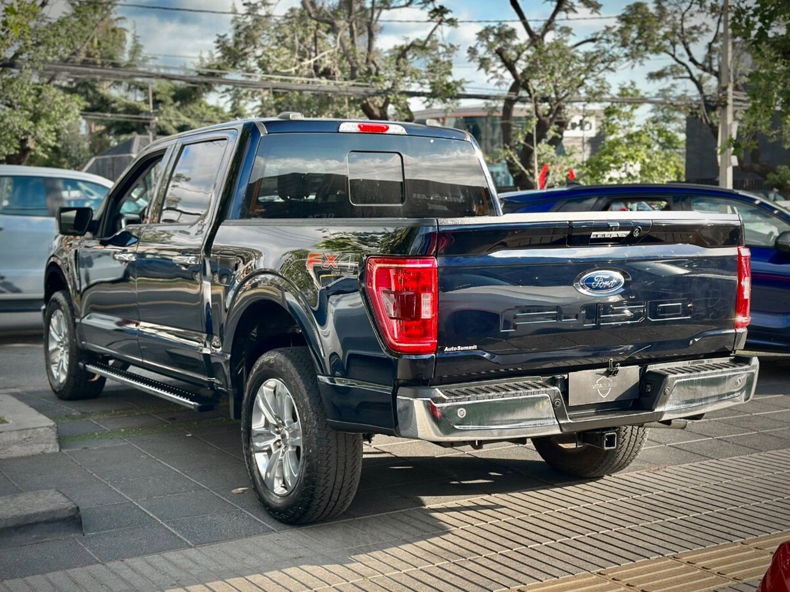 Ford F-150 XLT 4X4 2022 - Foto 4 de 10