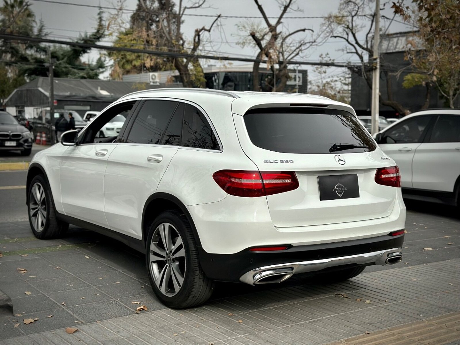 Mercedes-Benz GLC 250 4MATIC 2017 - Foto 4 de 10