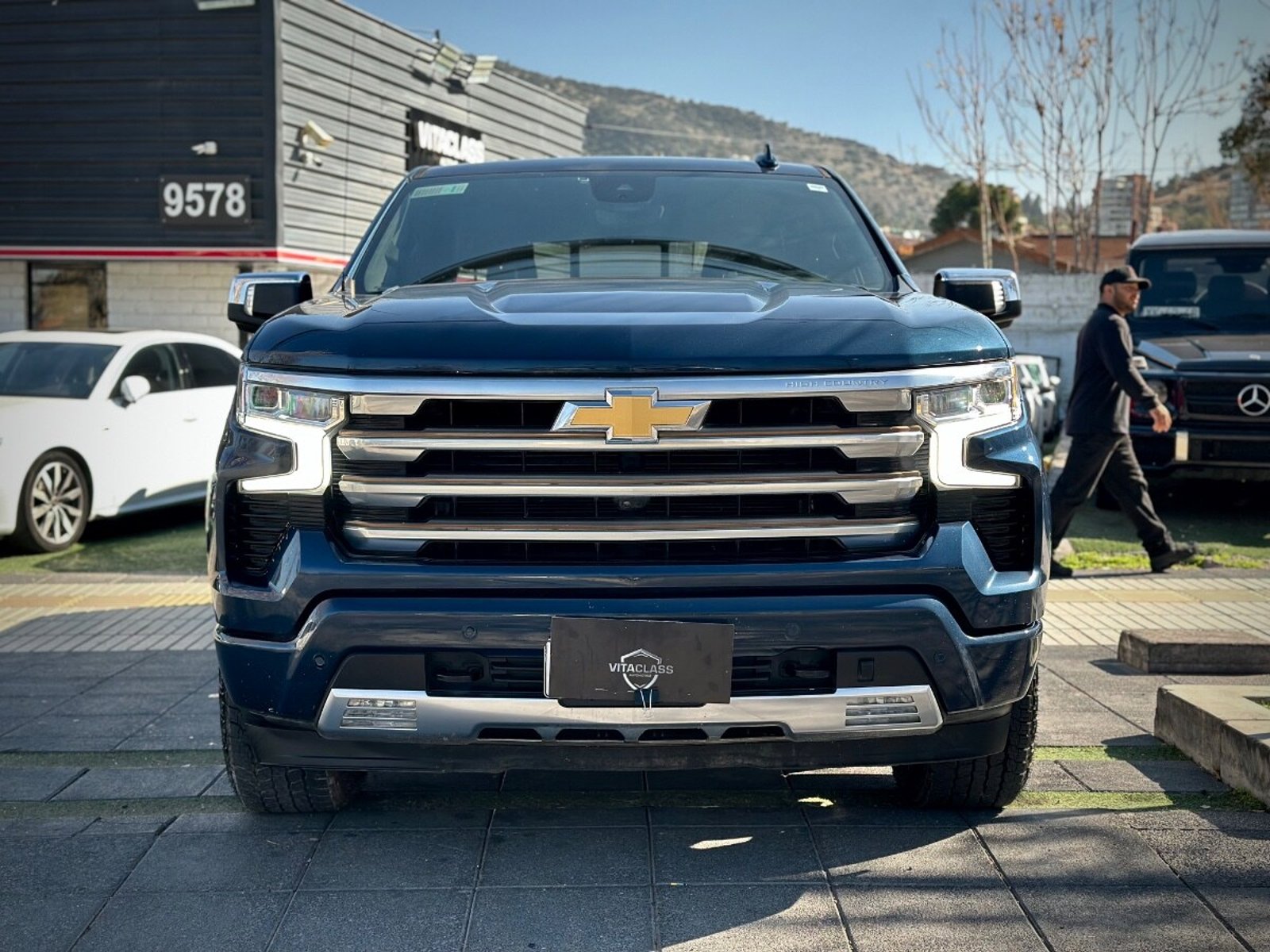 Chevrolet SILVERADO HIGH COUNTRY 2022 - Foto 2 de 10