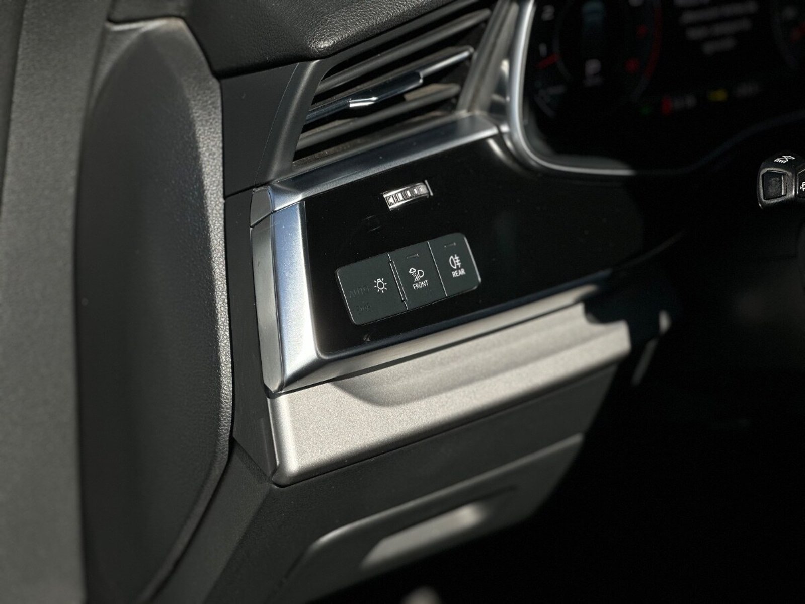 AUDI Q8 55 TFSI 2021 - Imagen 8 de 9