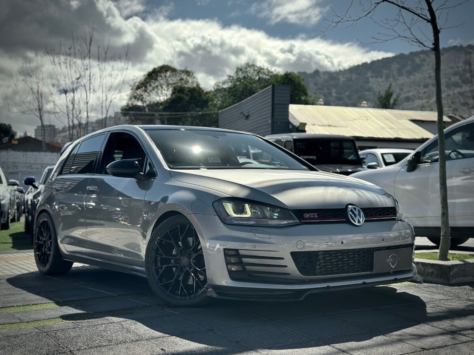 Volkswagen GOLF GTI 2018 - Foto 3 de 10