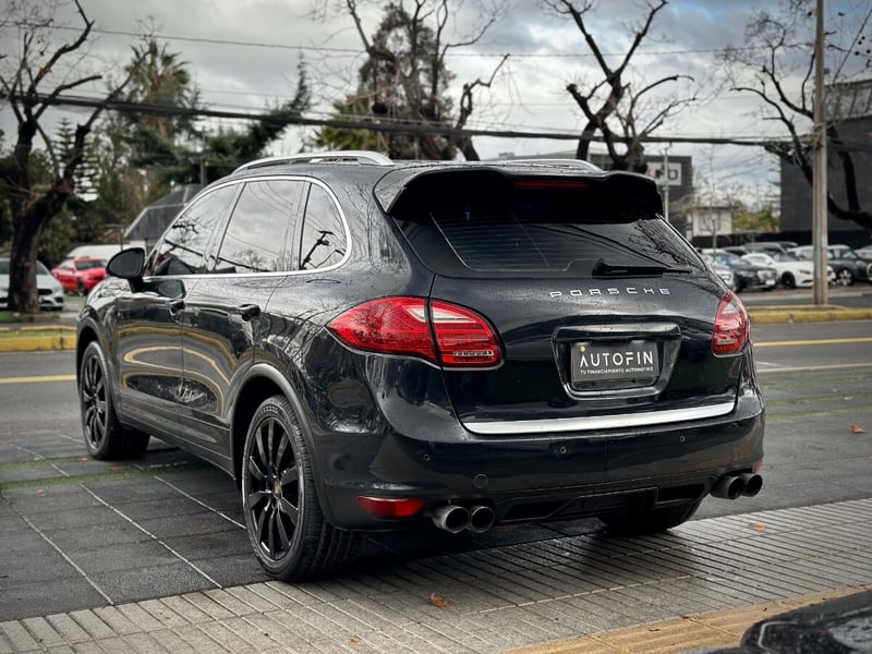 Porsche CAYENNE S 2012 - Imagen 4 de 10