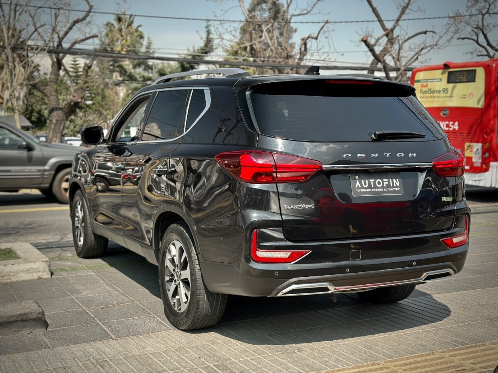 SsangYong REXTON 2.2 GLX 2021 - Foto 4 de 10