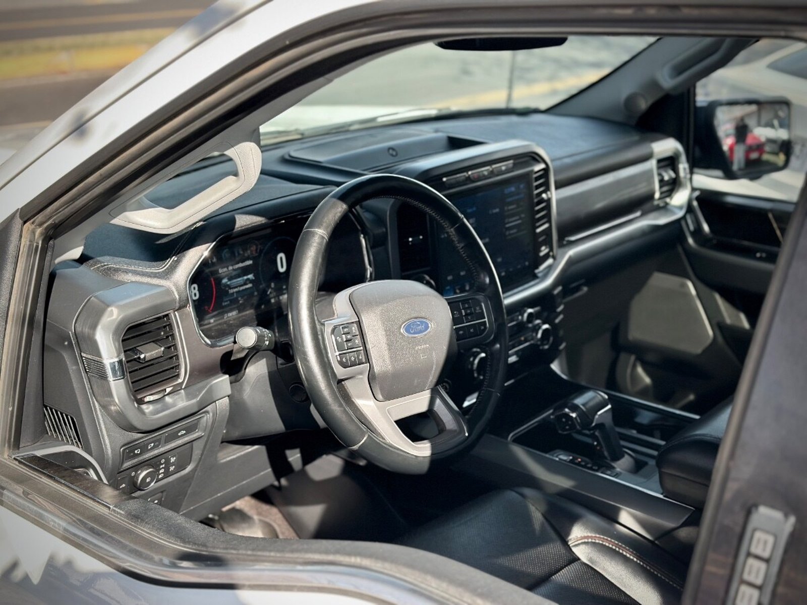 FORD F-150 LARIAT LUXURY 2022 - Imagen 7 de 10