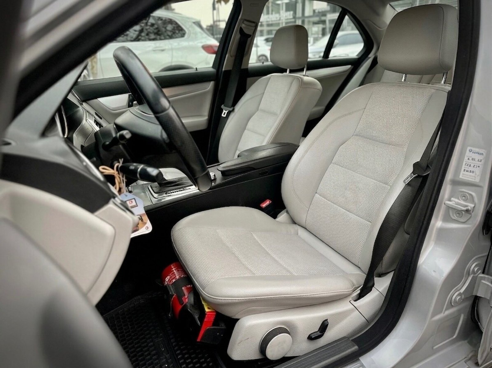 MERCEDES-BENZ C180 AVANTGARD BLUE EFFICINECY 2013 - Imagen 9 de 10