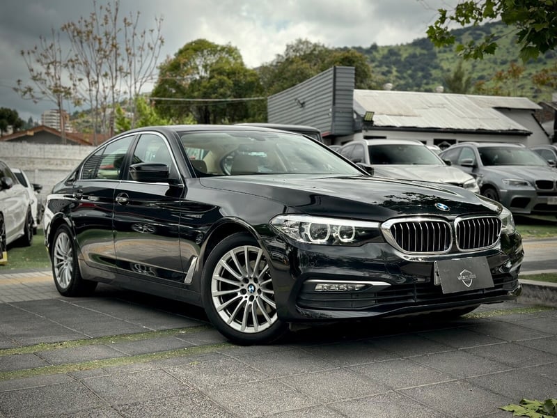 BMW 520I EXECUTIVE 2018 - Imagen 3 de 10