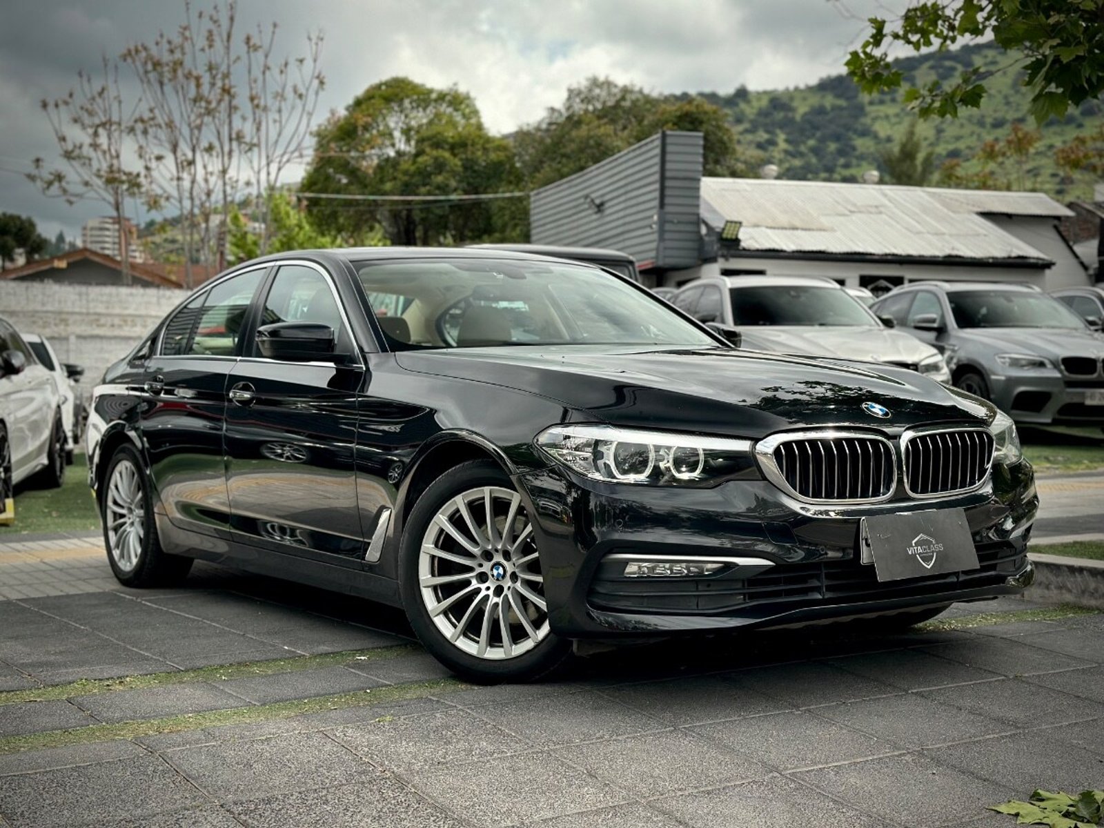 BMW 520I EXECUTIVE 2018 - Foto 3 de 10