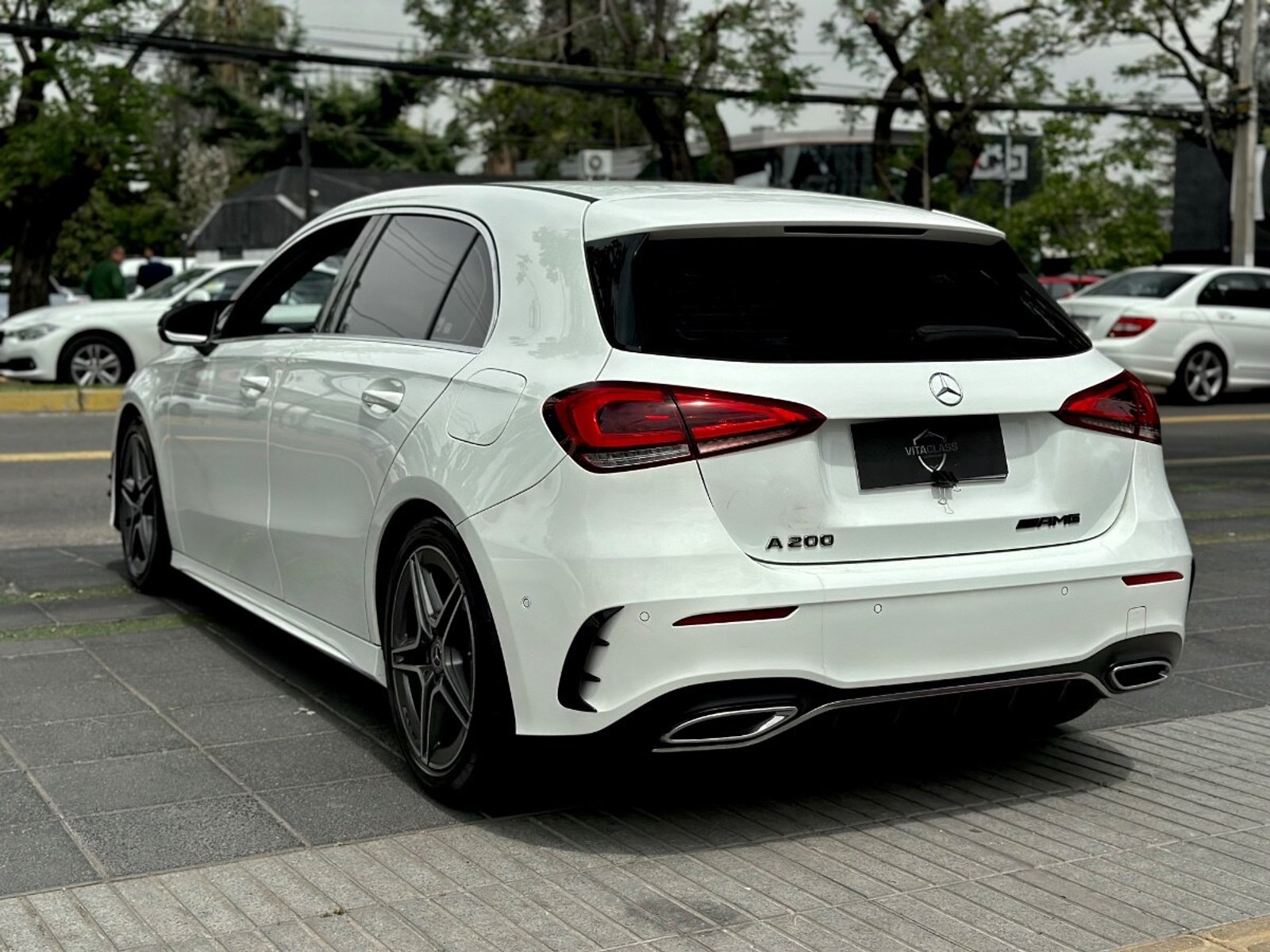 Mercedes-Benz A200 AMG LINE 2021 - Foto 4 de 10