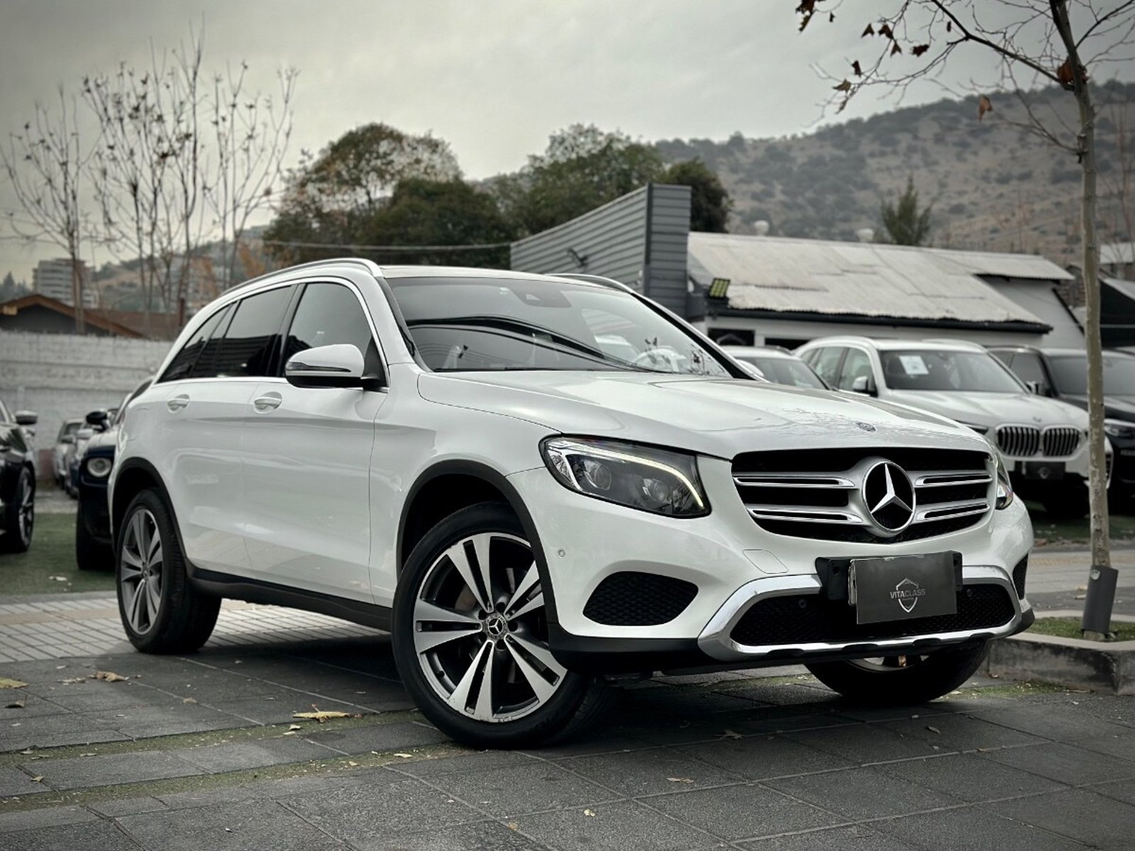 Mercedes-Benz GLC 250 4MATIC 2017 - Foto 3 de 10