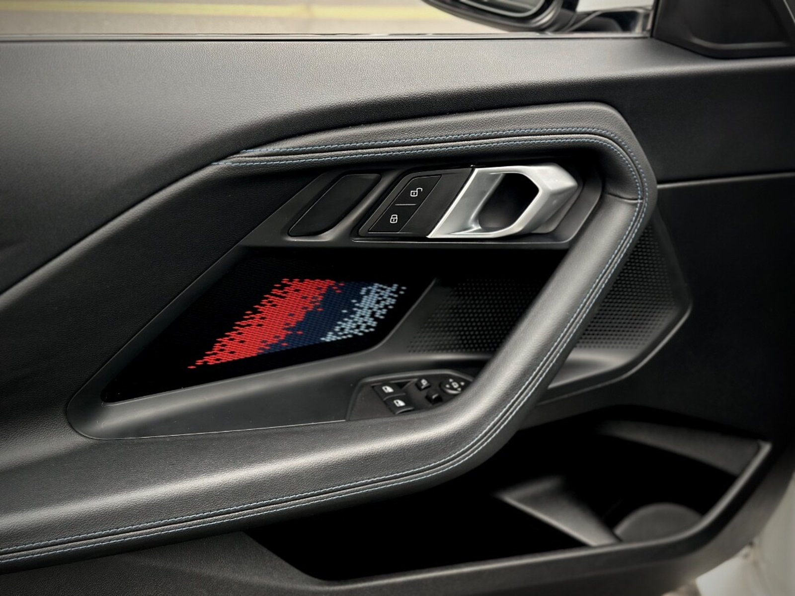 BMW 220I M SPORT 2025 - Imagen 8 de 10