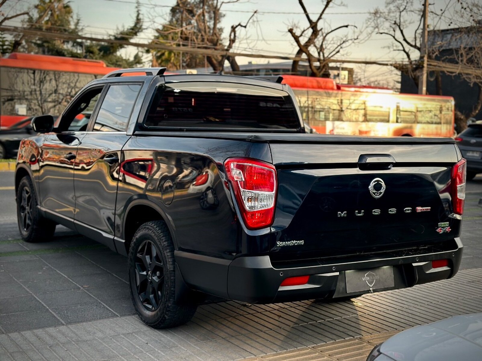 SsangYong MUSSO GRAND LIMITED PLUS 2022 - Foto 4 de 10
