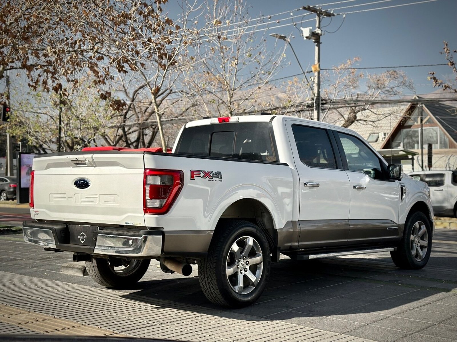 FORD F-150 LARIAT LUXURY 2022 - Imagen 6 de 10