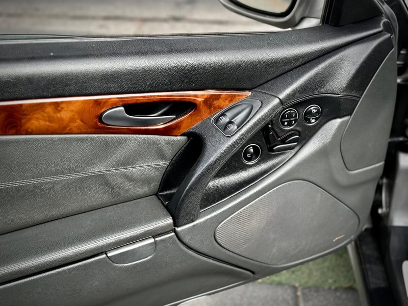 Mercedes-Benz SL 500 R230 2003 - Imagen 8 de 10