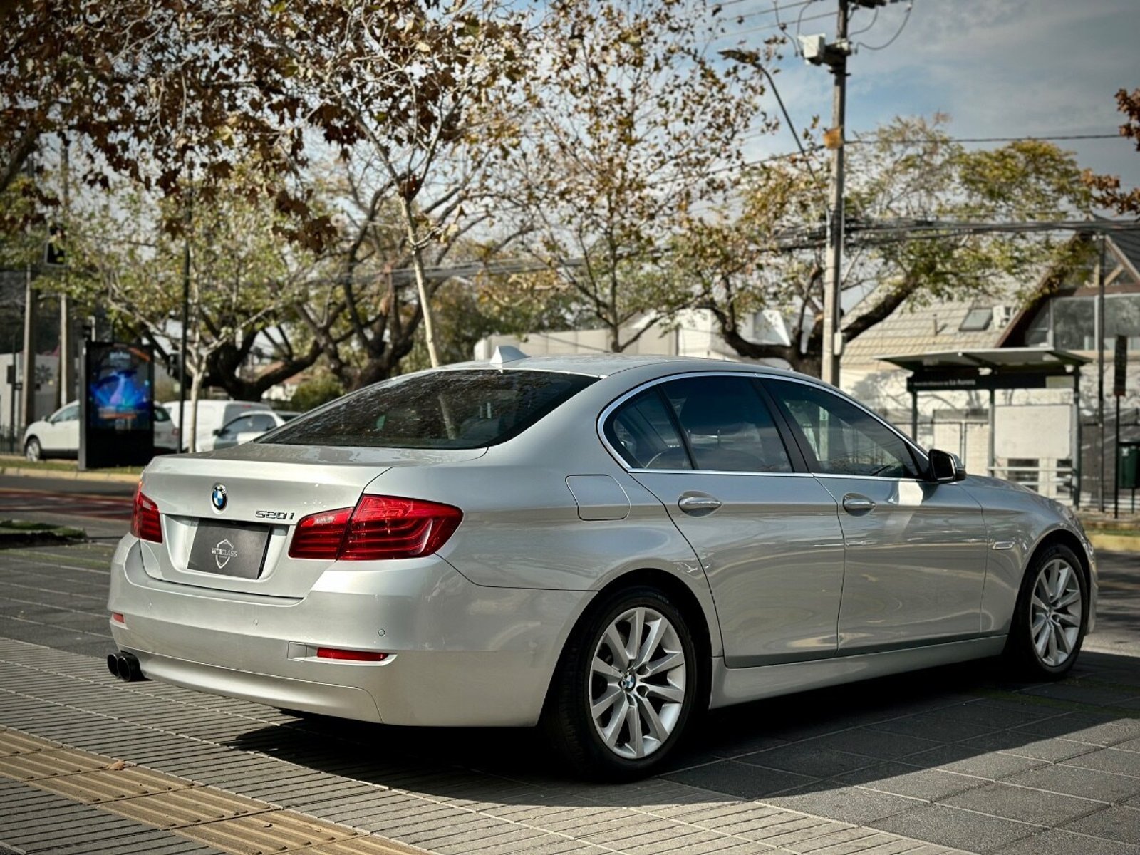 BMW 520I EXECUTIVE 2017 - Imagen 6 de 10