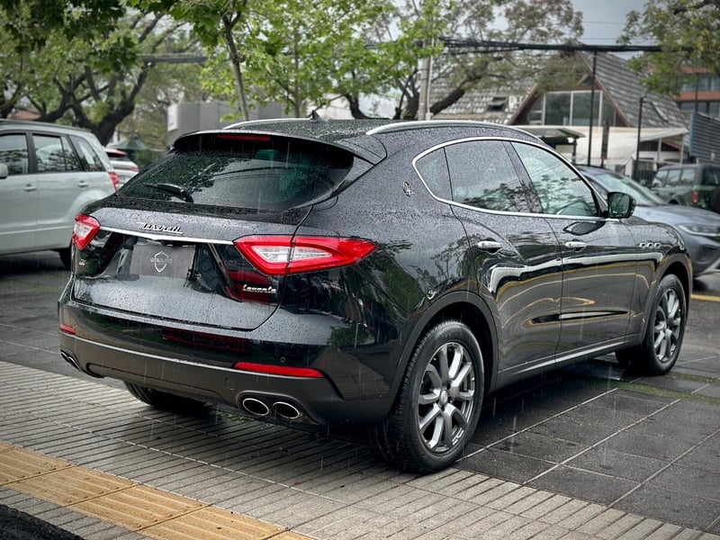 Maserati LEVANTE OTTO 4X4 2019 - Imagen 6 de 10