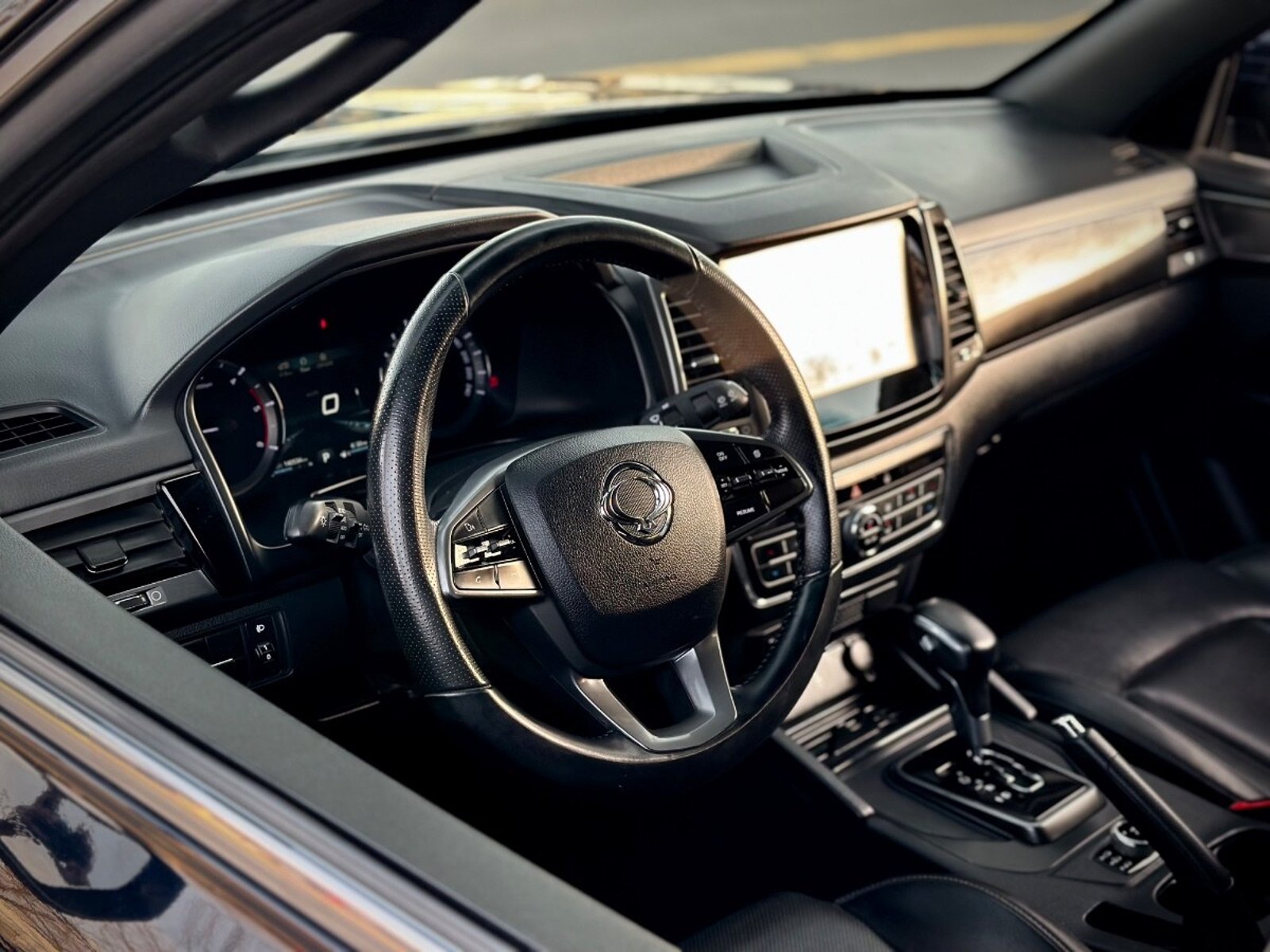 SsangYong MUSSO GRAND LIMITED PLUS 2022 - Imagen 7 de 10