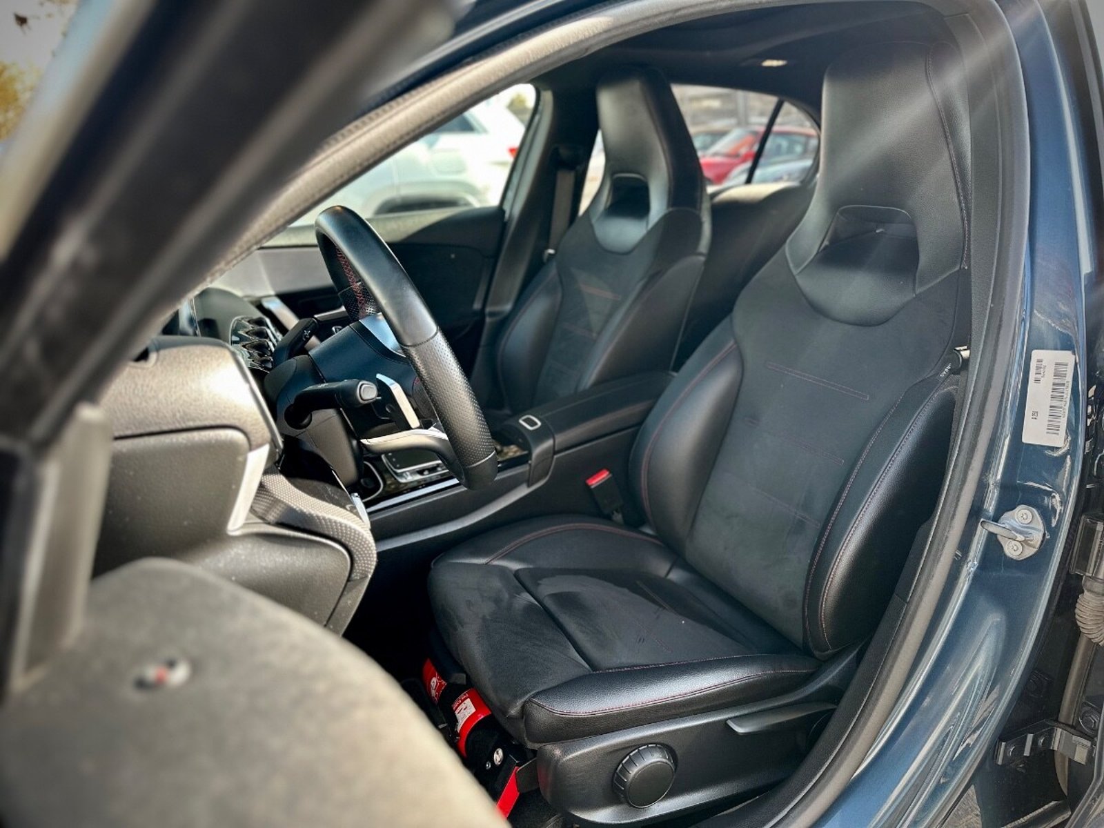 MERCEDES-BENZ A250 AMG LINE 2020 - Imagen 10 de 10