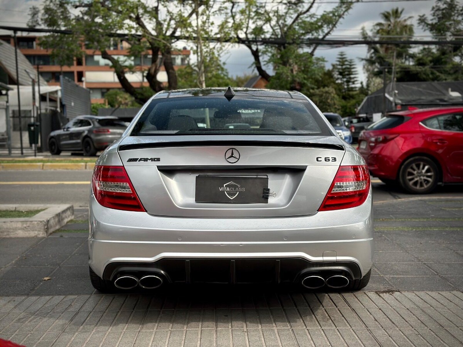 Mercedes-Benz C63 AMG 2012 - Foto 5 de 10