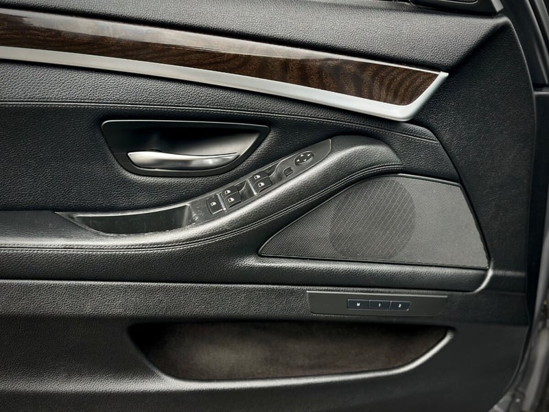 BMW 520I EXECUTIVE 2014 - Imagen 8 de 10
