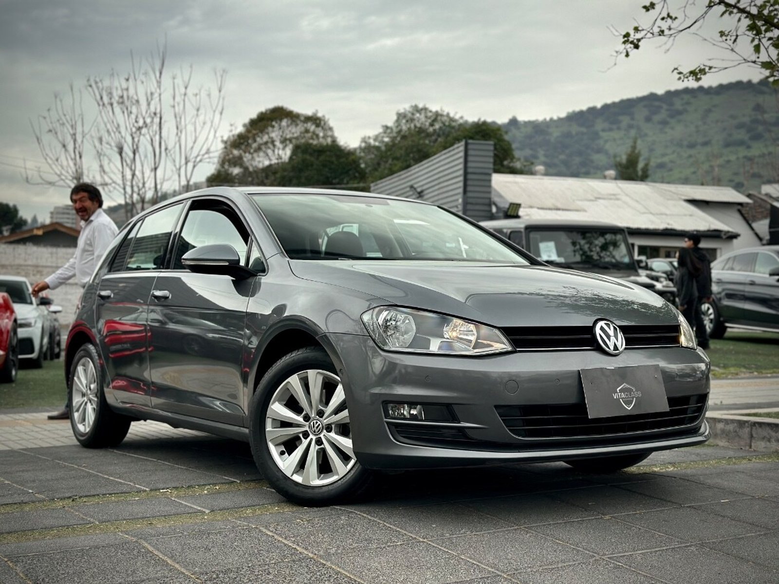 Volkswagen GOLF 1.4T 2016 - Foto 3 de 10