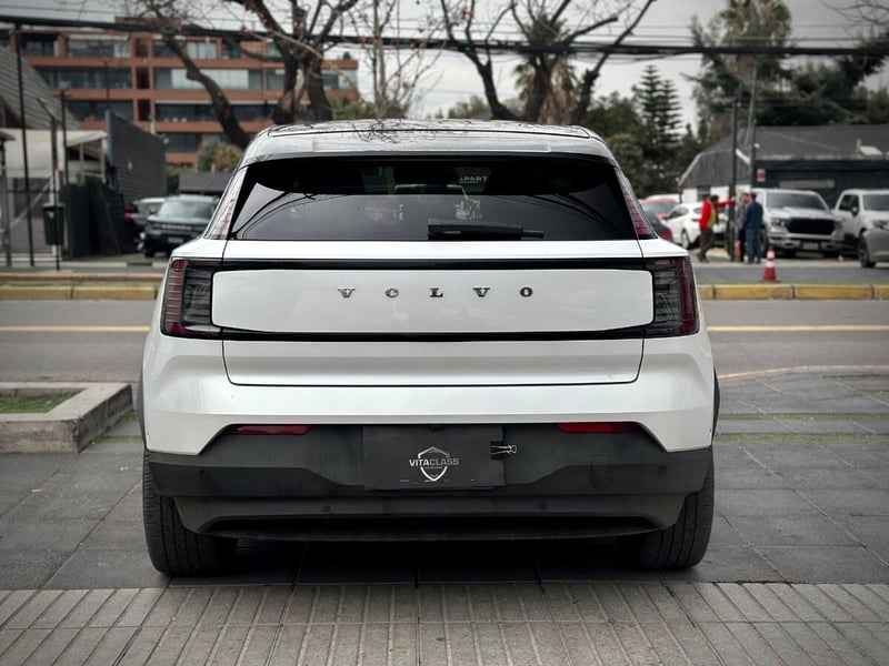 Volvo EX30 ULTRA 2024 - Imagen 5 de 10