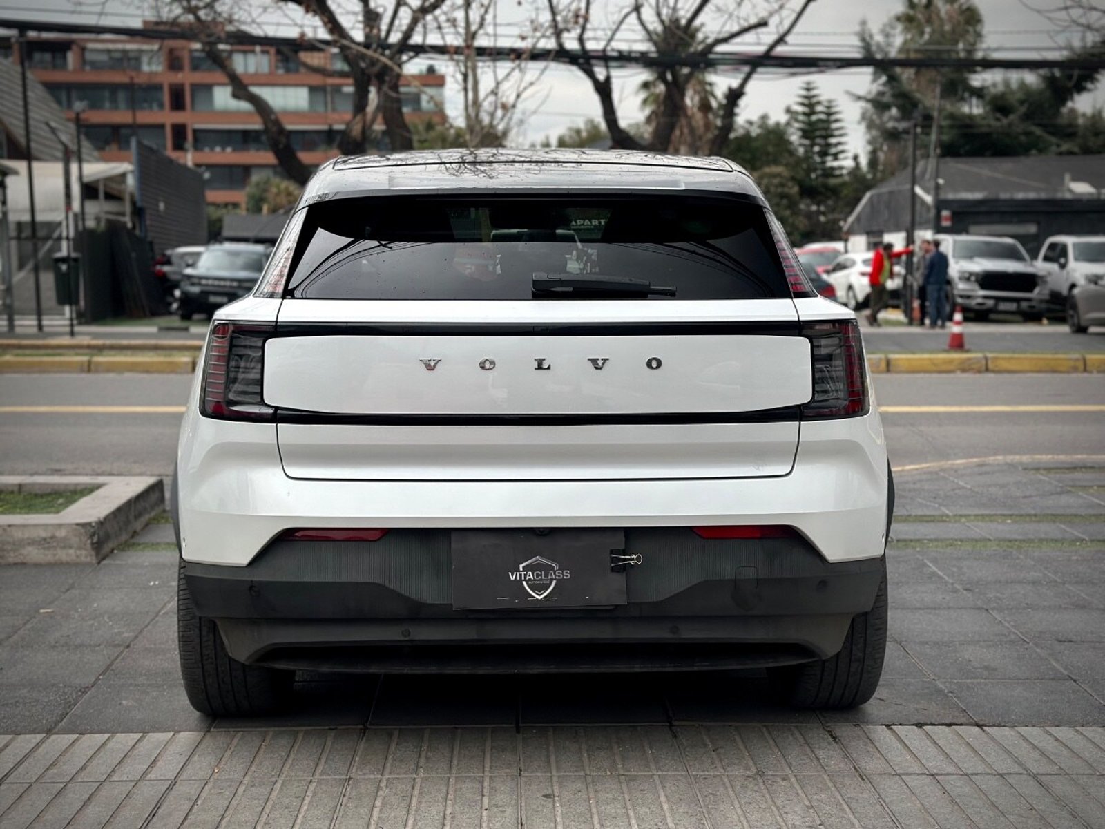 Volvo EX30 ULTRA 2024 - Imagen 5 de 10