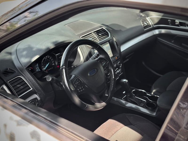 Ford EXPLORER XLT 2018 - Imagen 7 de 10